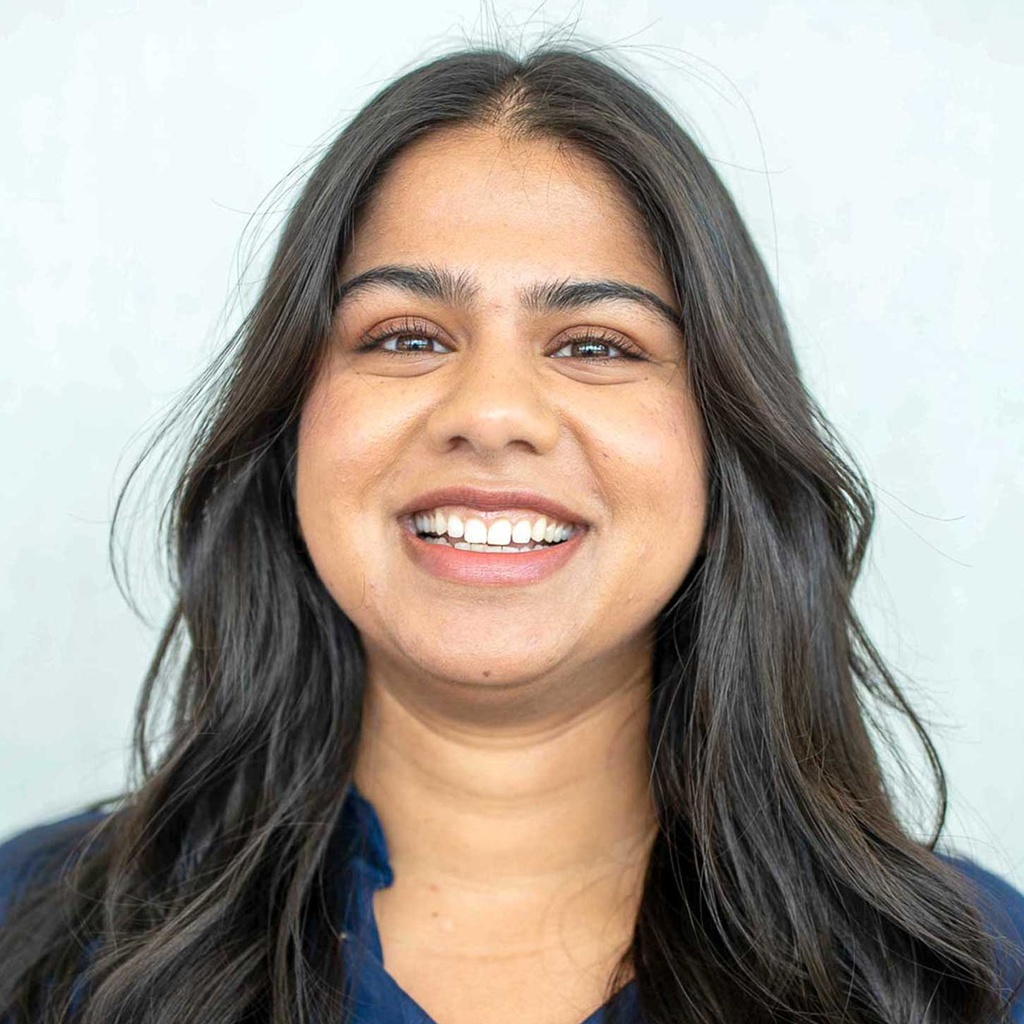 Navya Mannengi headshot